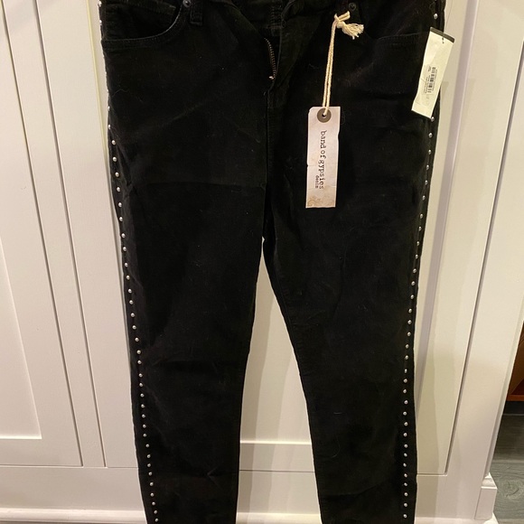 Band of Gypsies Lola Skinny Velvet Pants - Picture 5 of 5